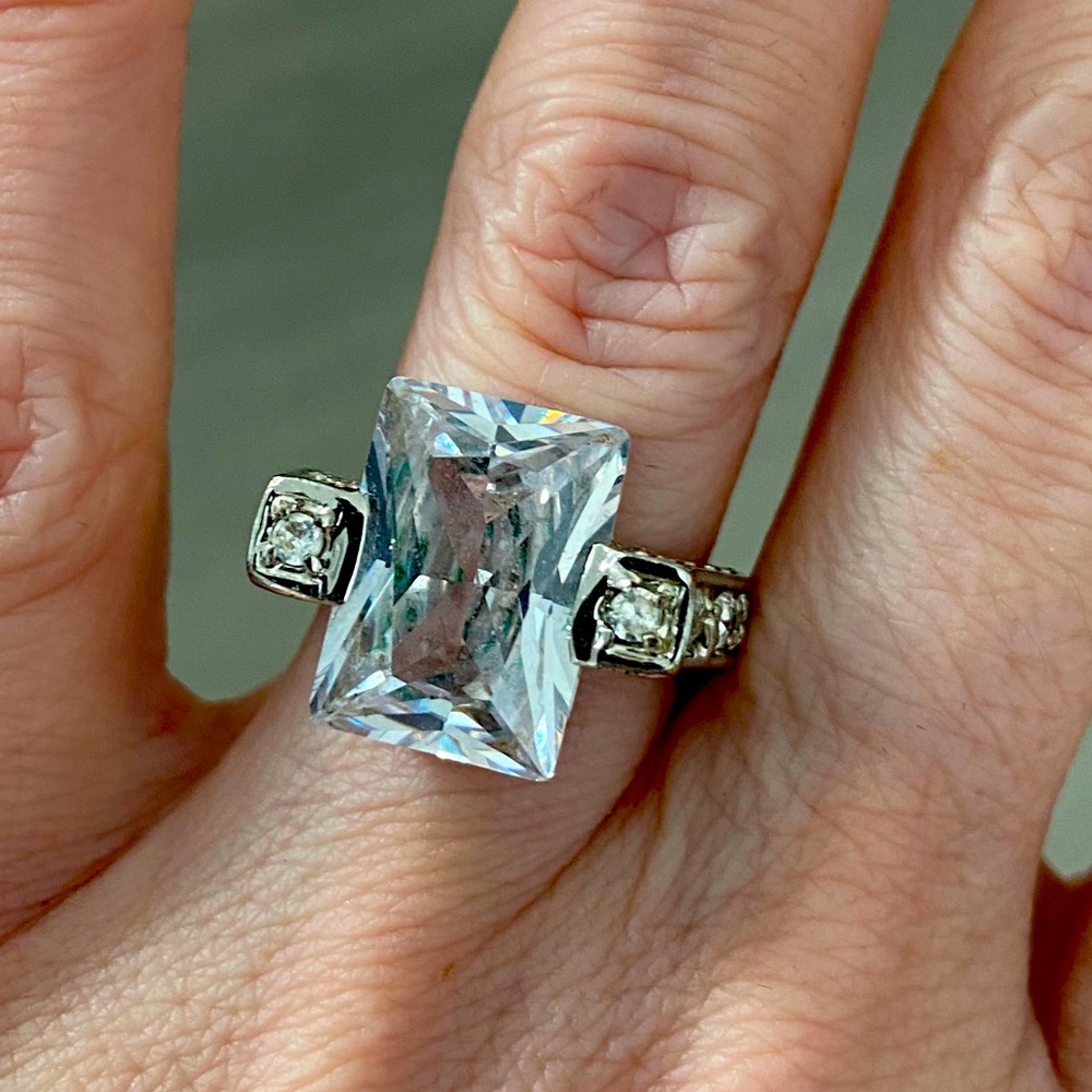 Faux Diamond Ring Size 6